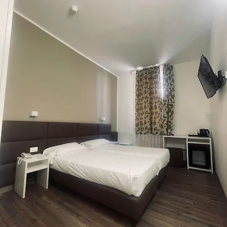 Hotel Holiday- Alla Finestrella Bologne Extérieur photo